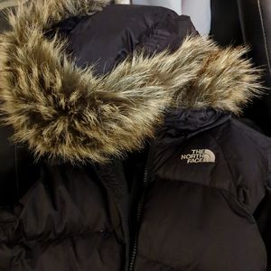 North face large hooded vest
